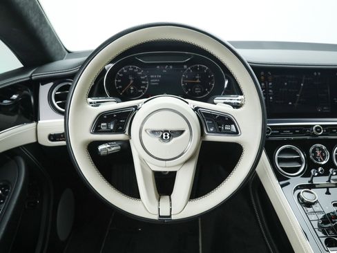 Used 2021 Bentley Continental GT V8 image 24