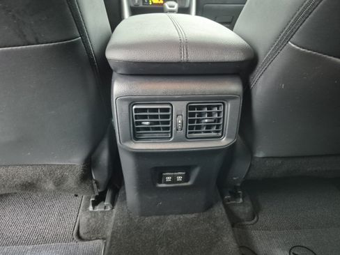 Used 2020 Toyota RAV4 Limited w/ Limited Grade Weather Package AWD/4WD image 15