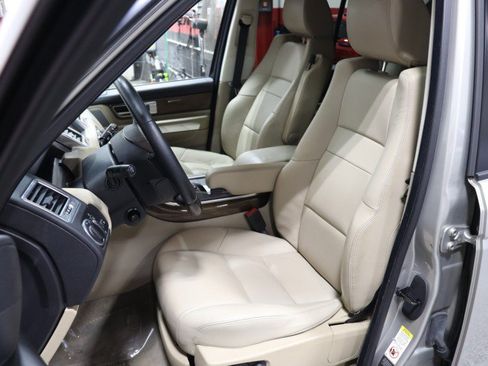 Used 2011 Land Rover Range Rover Sport HSE AWD/4WD image 35