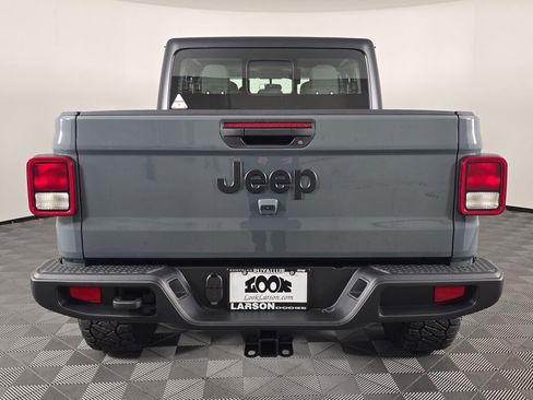 New 2026 Jeep Gladiator Sport image 6