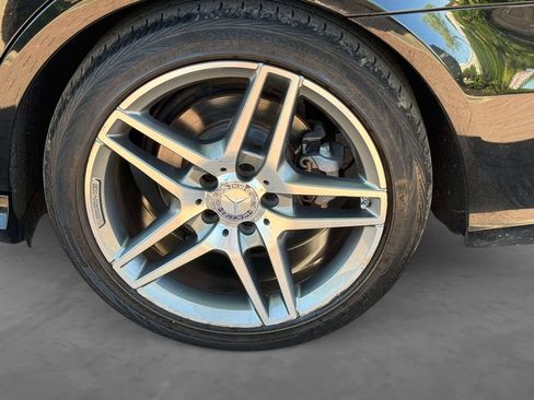 Used 2015 Mercedes-Benz E 350 4MATIC Sedan image 7