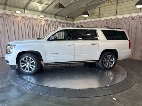 Used 2019 Chevrolet Suburban Premier AWD/4WD image 7