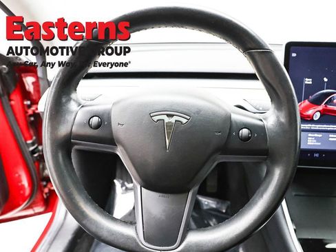 Used 2018 Tesla Model 3 Long Range image 10