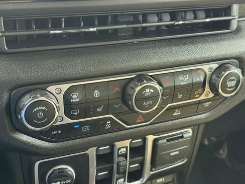 Certified 2025 Jeep Wrangler Unlimited Sport S 4xe image 17