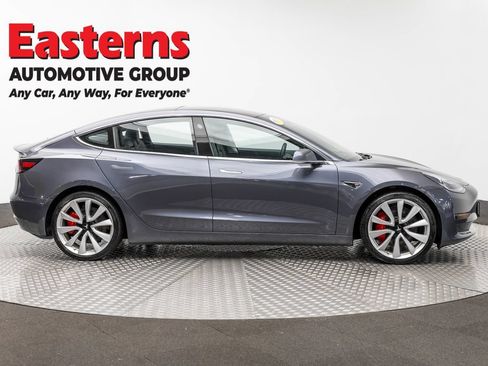 Used 2018 Tesla Model 3 Performance AWD/4WD image 4