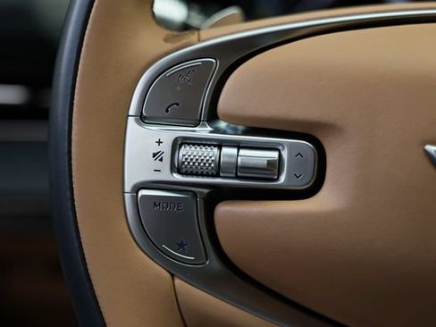 Used 2024 Genesis GV80 3.5T Advanced AWD/4WD image 35