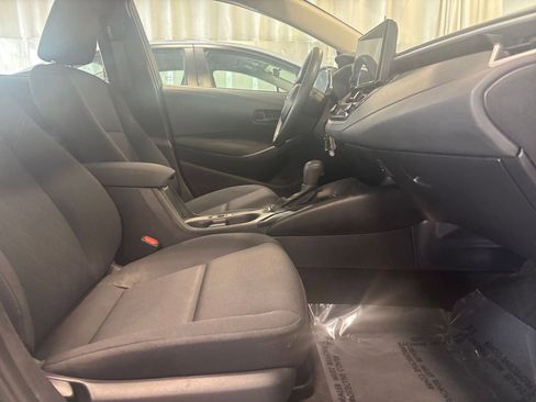 Used 2025 Toyota Corolla LE image 25