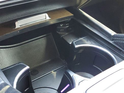 Used 2022 Mercedes-Benz GLE 350 4MATIC image 32