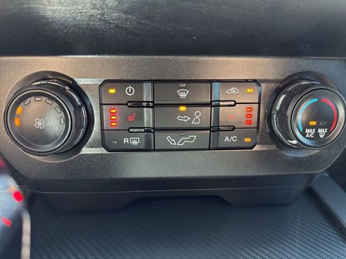 Used 2020 Ford F150 XLT w/ Equipment Group 302A Luxury AWD/4WD image 20