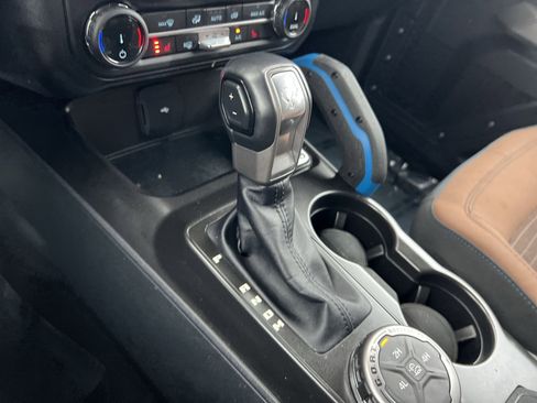 Used 2022 Ford Bronco Outer Banks image 20