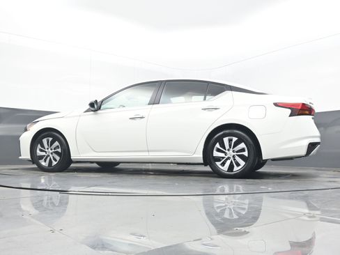 Certified 2025 Nissan Altima 2.5 S image 25