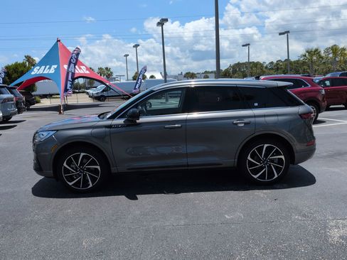 Certified 2024 Lincoln Corsair Grand Touring AWD/4WD image 7