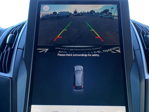 Used 2021 Ford Edge SEL w/ Convenience Package image 34