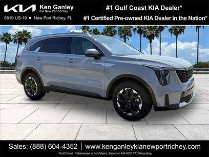 New 2025 Kia Sorento S w/ Panoramic Sunroof Package