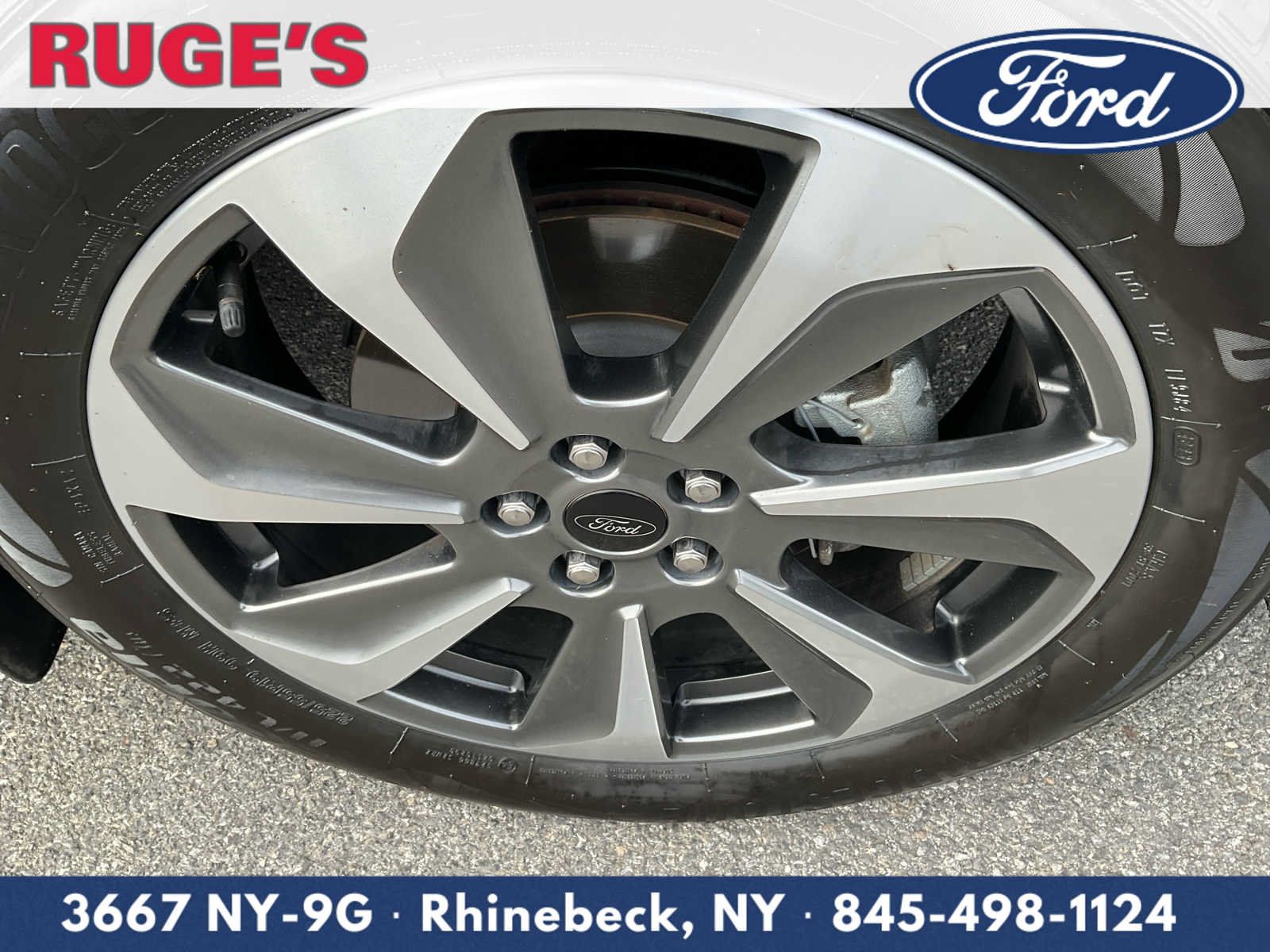Certified 2024 Ford Escape Platinum w/ Premium Technology Package AWD/4WD image 10