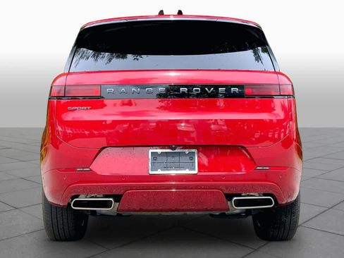 Used 2025 Land Rover Range Rover Sport Dynamic SE AWD/4WD image 4