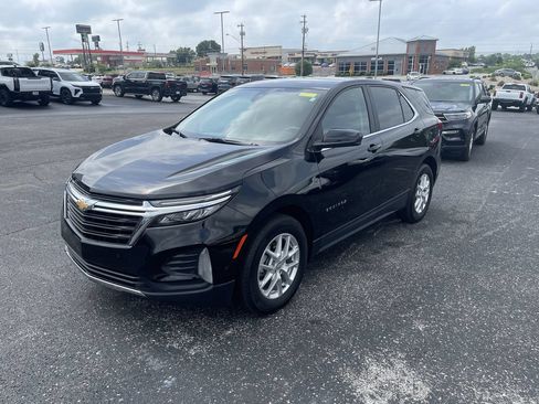 Used 2024 Chevrolet Equinox LT FWD image 1