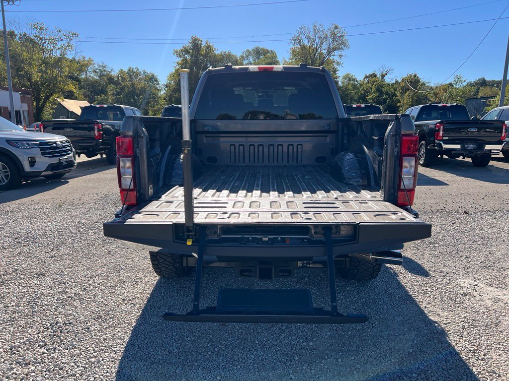 Used 2021 Ford F250 XLT w/ XLT Premium Package AWD/4WD image 16
