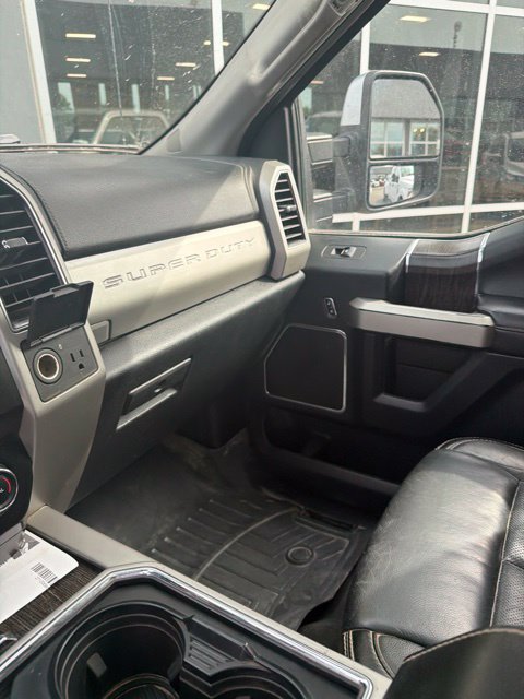 Used 2020 Ford F350 Lariat w/ Lariat Ultimate Package AWD/4WD image 28
