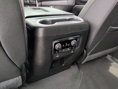 Used 2024 Chevrolet Tahoe Premier AWD/4WD image 26