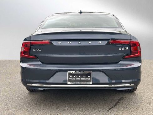Certified 2023 Volvo S90 B6 Plus AWD/4WD image 5