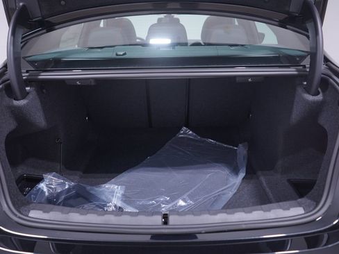 New 2026 BMW 330i Sedan w/ M Sport Package image 13