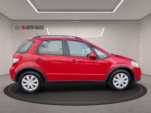 Used 2011 Suzuki SX4 AWD Hatchback image 6