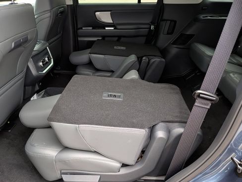New 2027 Ford Expedition Active RWD image 36