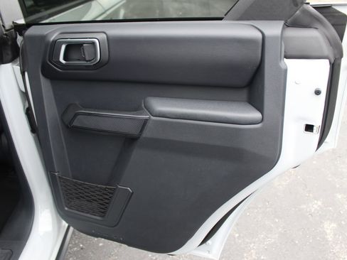 New 2026 Ford Bronco Badlands image 14