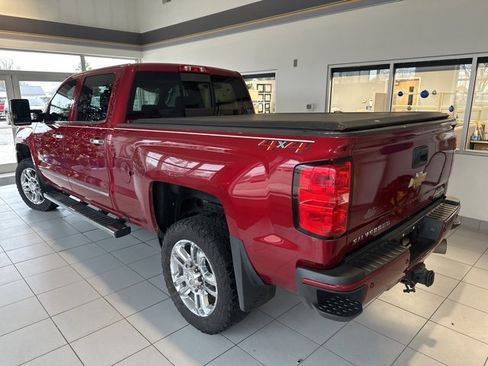 Used 2018 Chevrolet Silverado 2500 High Country image 6