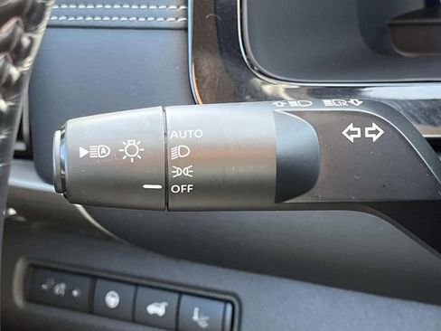 Used 2025 Nissan Pathfinder Platinum w/ Cargo Package FWD image 48