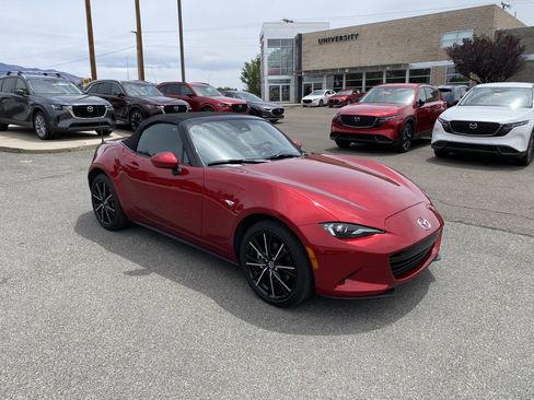 Used 2024 MAZDA MX-5 Miata Grand Touring w/ Weather Package RWD image 2