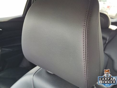 Used 2025 Jeep Compass Latitude w/ Convenience Group image 18