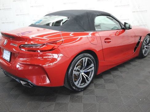 Used 2020 BMW Z4 M40i w/ Executive Package image 7