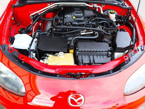 Used 2008 MAZDA MX-5 Miata Grand Touring w/ Premium Pkg RWD image 53