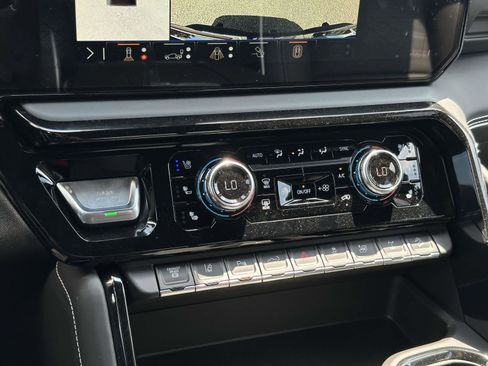 New 2025 GMC Sierra 2500 AT4X w/ AT4X AEV Edition image 5