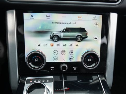 Used 2020 Land Rover Range Rover Long Wheelbase HSE image 38