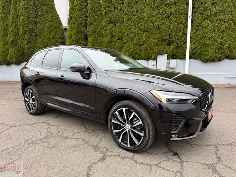 Used 2025 Volvo XC60 B5 Plus w/ Protection Package Premier AWD/4WD image 1
