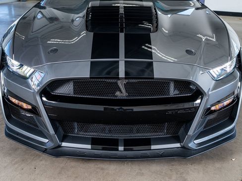 Used 2021 Ford Mustang Shelby GT500 w/ Technology Package image 15