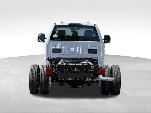 New 2026 Ford F550 2WD Regular Cab Super Duty image 4