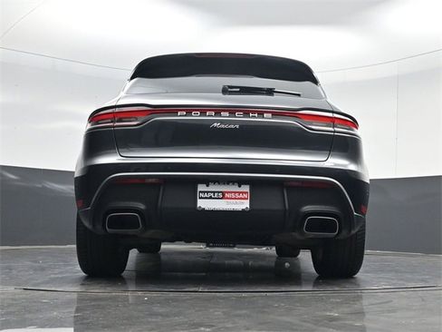 Used 2022 Porsche Macan image 56