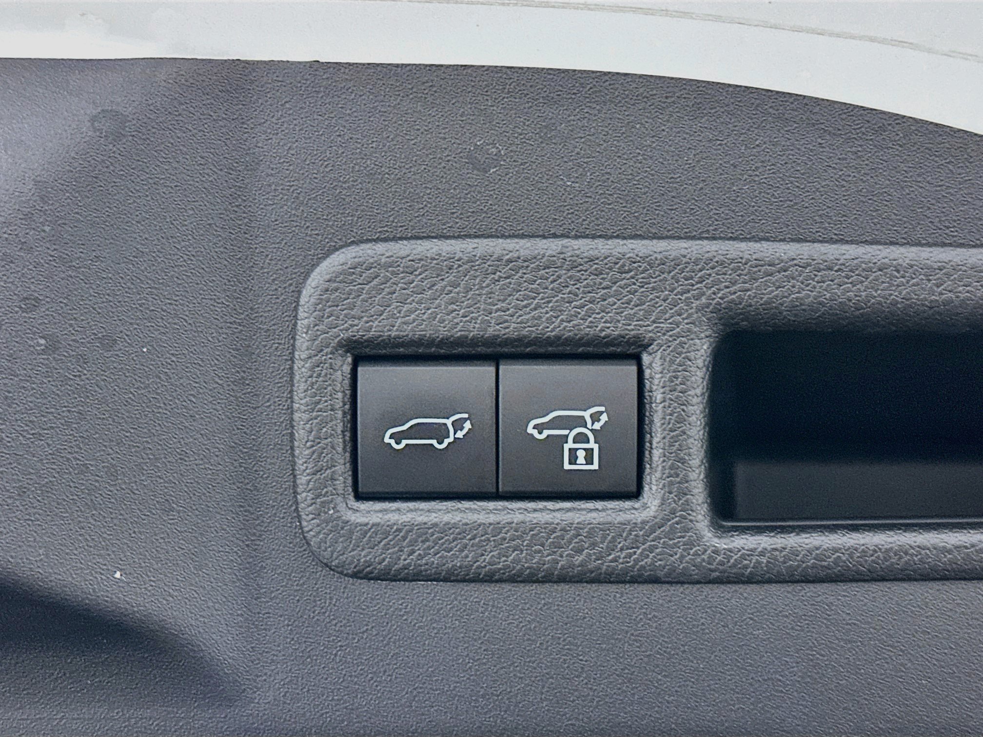 Used 2023 Subaru Solterra AWD image 32