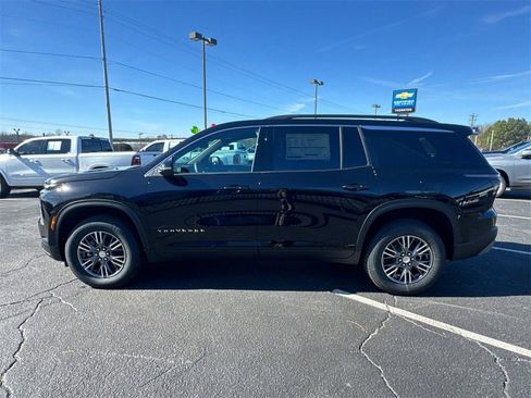 New 2026 Chevrolet Traverse LT w/ Driver Confidence Package image 9