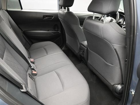 Used 2023 Toyota Corolla Cross LE AWD/4WD image 32