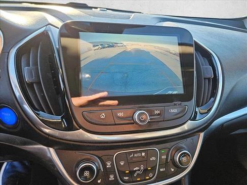 Used 2018 Chevrolet Volt Premier w/ Driver Confidence Package image 15