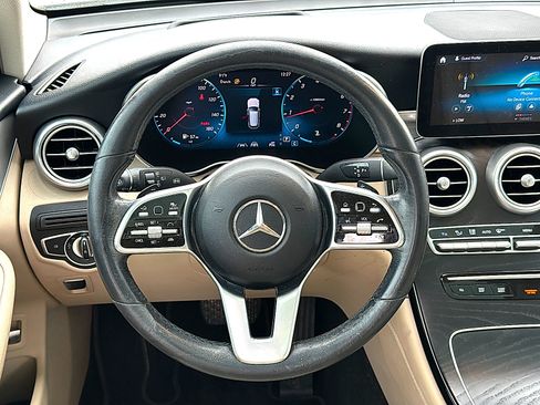 Used 2020 Mercedes-Benz GLC 300 image 33