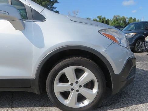 Used 2016 Buick Encore FWD image 19