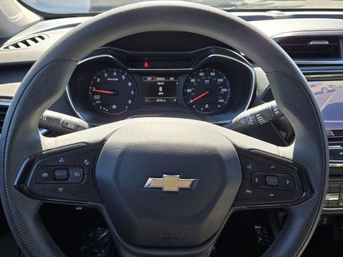 Used 2023 Chevrolet TrailBlazer LT w/ Convenience Package image 26