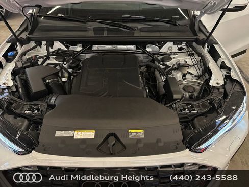 New 2025 Audi Q5 Premium Plus image 25