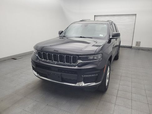 Used 2023 Jeep Grand Cherokee L Limited AWD/4WD image 15